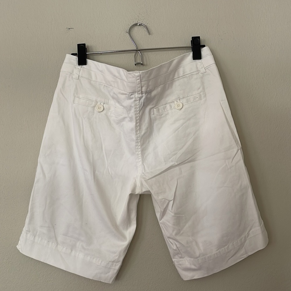 NWT Blue Epic White Bermuda Women's Shorts Size 12 - Picture 9 of 9
